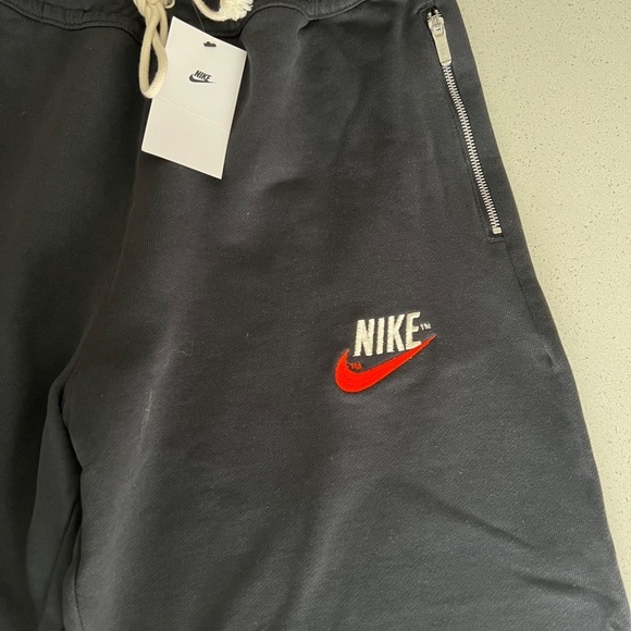 Nike Trackpants - Picture 3 of 3